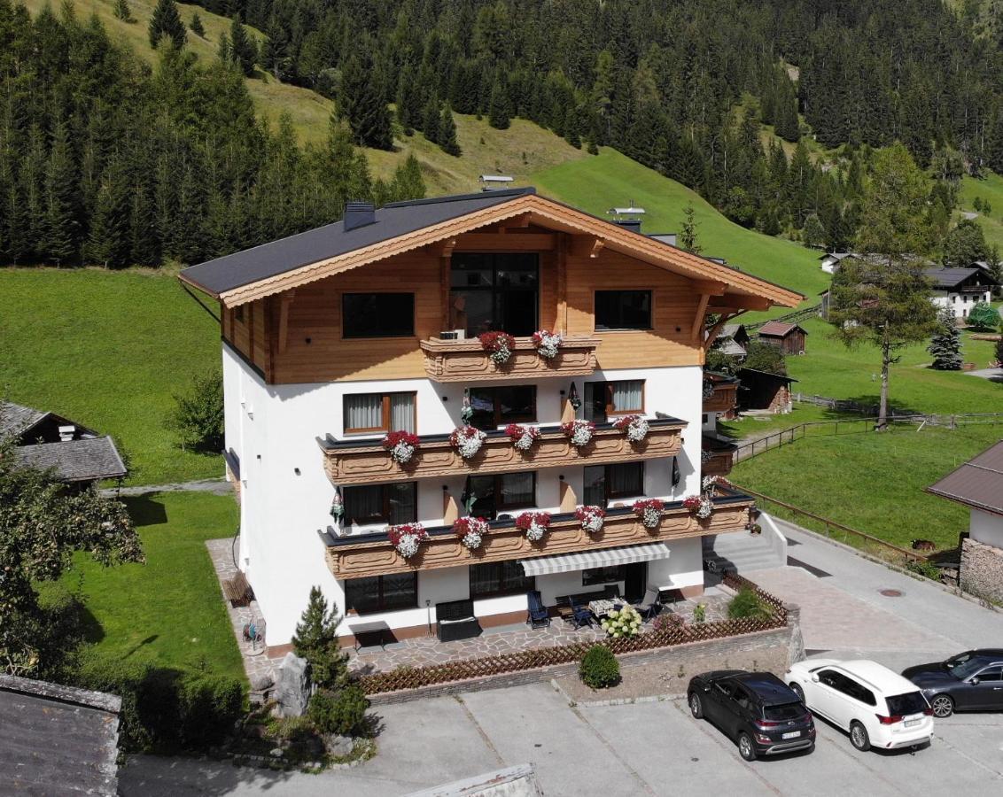 Pension Alpenperle Holzgau Eksteriør bilde