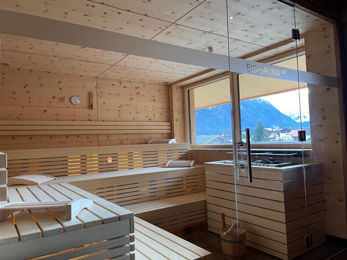 Pension Alpenperle Holzgau Eksteriør bilde