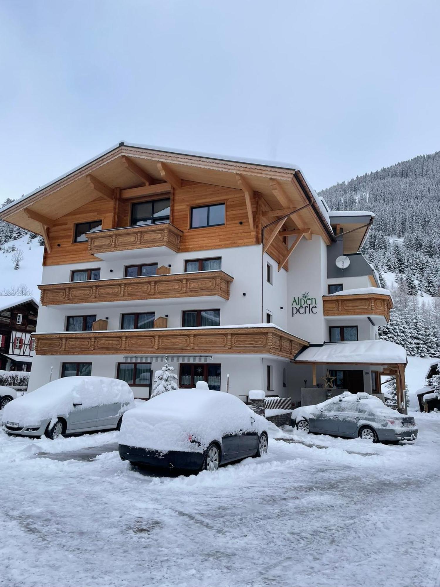 Pension Alpenperle Holzgau Eksteriør bilde